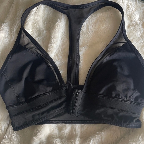 lululemon athletica Other - Lululemon sports bra size 2
